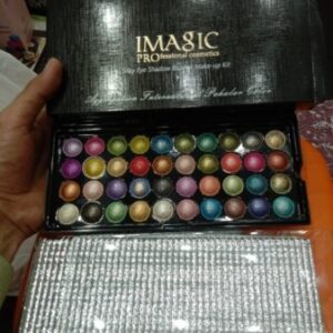 Imagic Silkey Eye Shadow kit