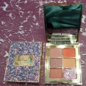 iss Kyliy Eye Shadow Palette